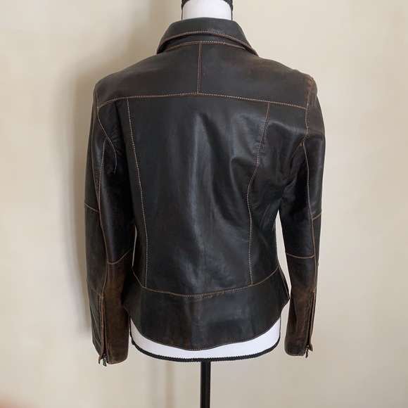 Ladie’s Weathered Leather Jacket - Picture 5 of 12